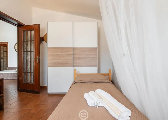 Casa Leila Nyaraló *