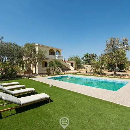 Nyaraló Estay - Casa Leila - Private Swimming Pool